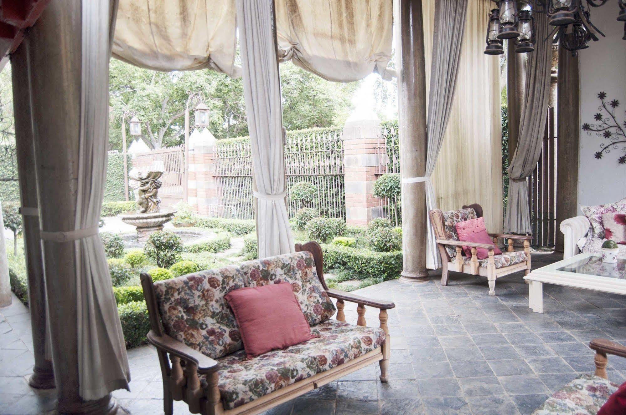 Brooklyn Guesthouses Pretoria-Noord Eksteriør bilde